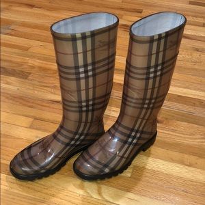 Authentic Burberry rain boots